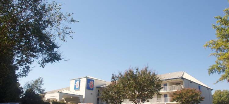 西南拉雷卡瑞6号汽车旅馆(Motel 6 Raleigh, NC Cary)图片