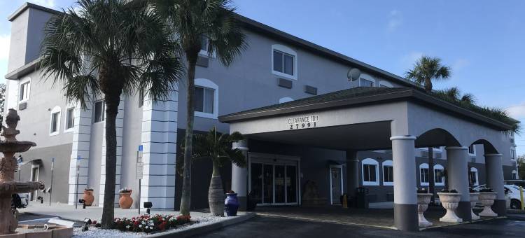 博尼塔斯普林斯北那不勒斯戴斯套房酒店(Days Inn & Suites by Wyndham Bonita Springs North Naples)图片