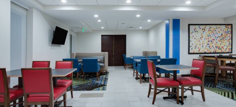 弗莱明岛智选假日套房酒店(Holiday Inn Express & Suites Fleming Island)图片