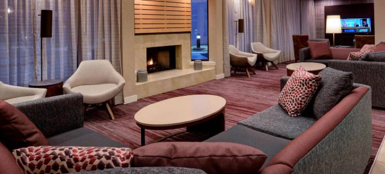 堪萨斯城南欧弗兰帕克索尼斯塔精选酒店(Sonesta Select Kansas City South Overland Park)图片