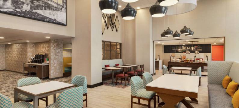 印第安纳波利斯市中心伊普伊希尔顿欢朋酒店(Hampton Inn by Hilton Indianapolis Downtown Iupui)图片