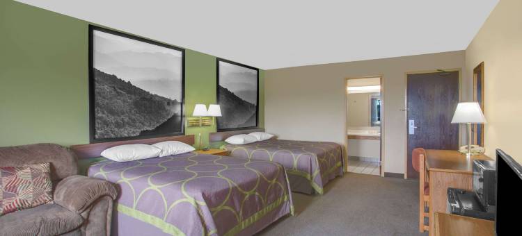 克里斯琴斯堡-布莱克斯堡地区温德姆速8酒店(Super 8 by Wyndham Christiansburg/Blacksburg Area)图片