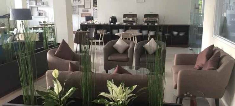 Wise Hotel Tomohon图片