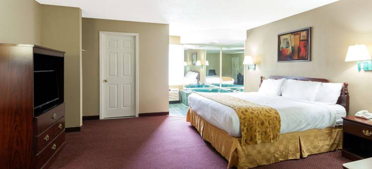 达洛尼加大学区温德姆戴斯酒店(Days Inn by Wyndham Dahlonega University Area)图片