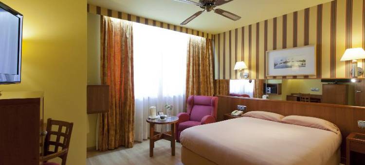 巴塞罗那参议员水疗伊鲁宁酒店(Ilunion les Corts Spa)图片