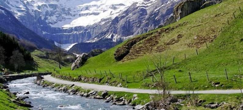 杜肯梅尔斯酒店(Hotel du Commerce)图片