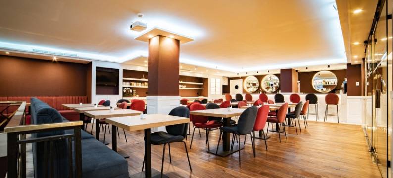 科伦广场酒店(Hotel Colón Plaza)图片