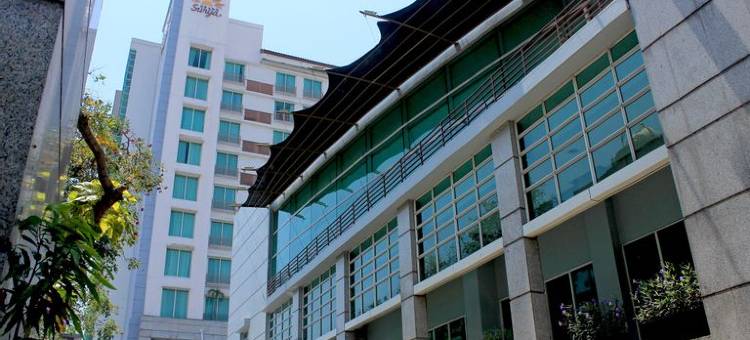 谏义里太阳大酒店(Grand Surya Hotel Kediri)图片