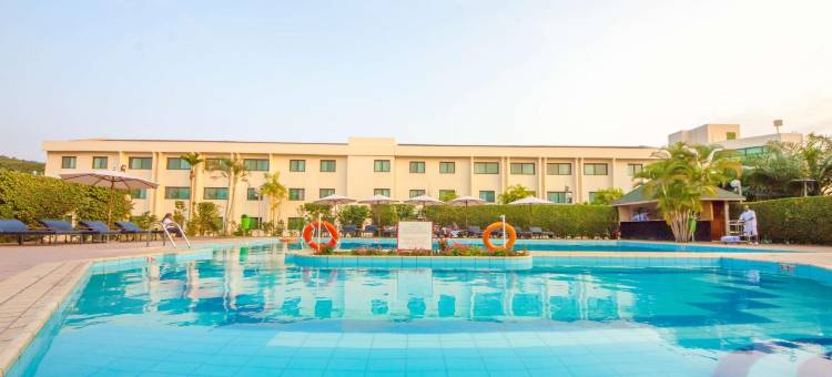 皇家嘉年华酒店(Fiesta Royale Hotel)图片