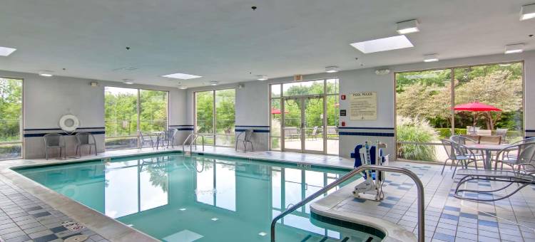 利斯堡欢朋套房酒店(Hampton Inn & Suites Leesburg)图片