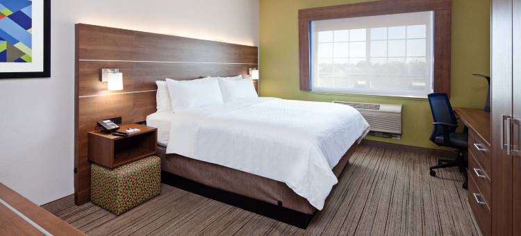 图莱里智选假日套房酒店(Holiday Inn Express & Suites Tulare)图片