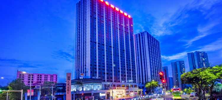 维也纳国际酒店(六公里轻轨站店)图片
