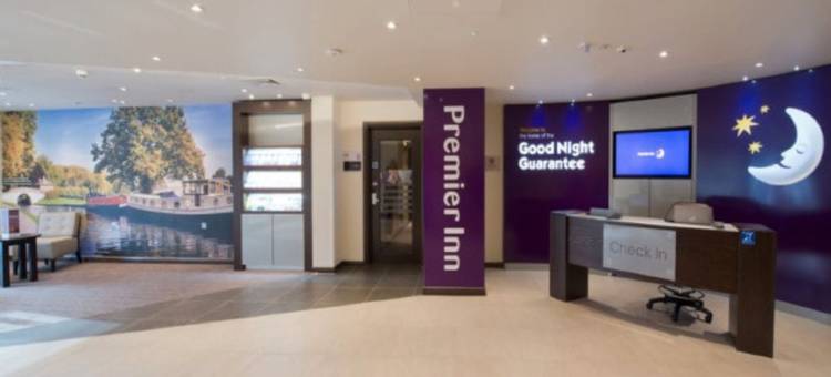 普瑞米尔客栈伦敦阿克斯桥酒店(Premier Inn London Uxbridge)图片