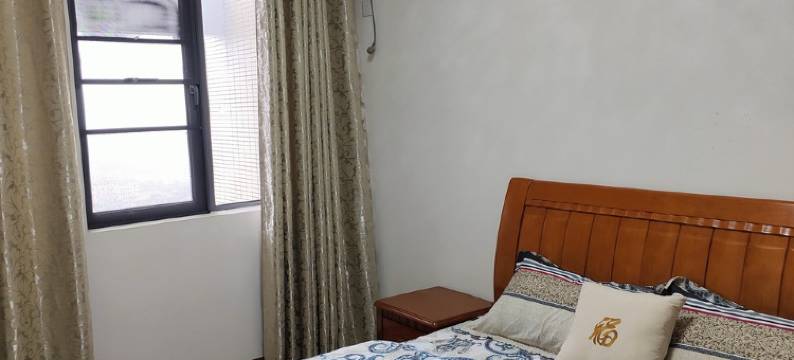 房东小绿鱼公寓(世纪东路分店)图片