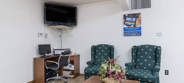 伊利诺伊伊基瓦尼 6 号汽车旅馆(Motel 6 Kewanee, IL)图片