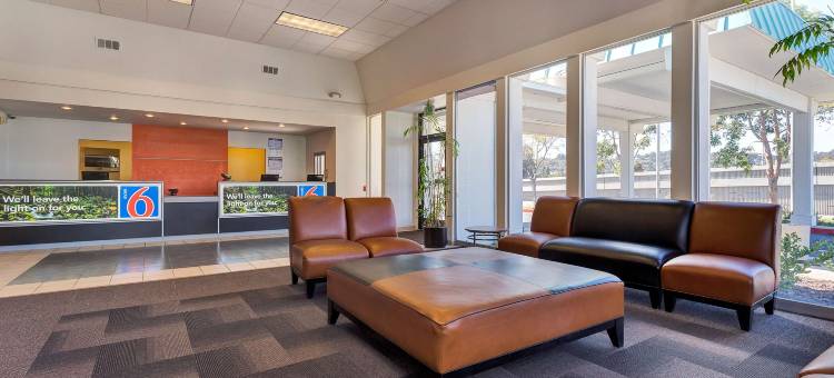 旧金山6号汽车旅馆 - 红木城(Motel 6 Belmont, CA - San Francisco - Redwood City)图片