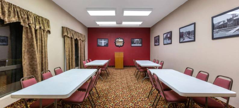 尤里卡斯普林斯速8酒店(Super 8 by Wyndham Eureka Springs)图片