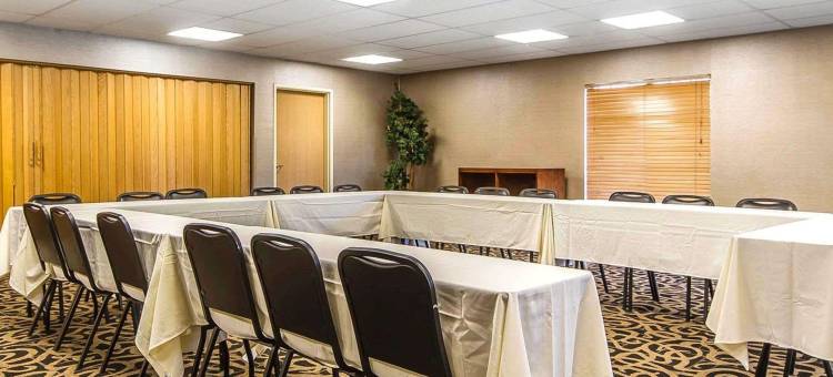 瓦通纳近医学中心舒适酒店(Comfort Inn Owatonna Near Medical Center)图片