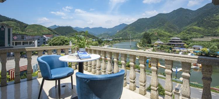 庐悦年华民宿(桐庐生仙里景区雅鲁漂流店)图片