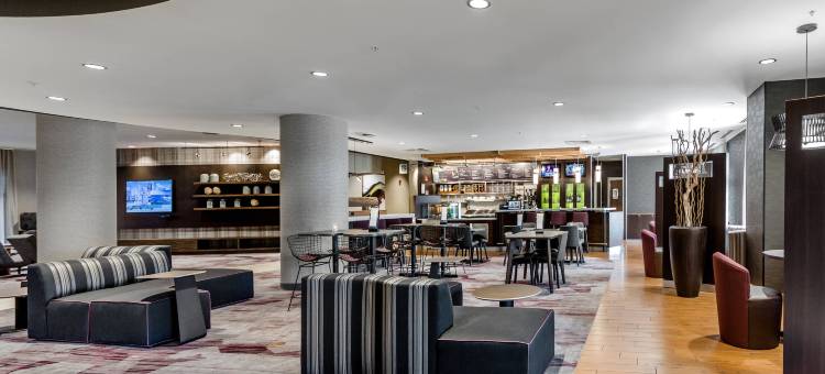 哥伦布伊斯顿万怡酒店(Courtyard Columbus Easton)图片