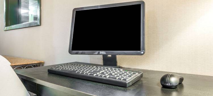 萨莱纳温德姆速8酒店(Super 8 by Wyndham Salina I-70)图片