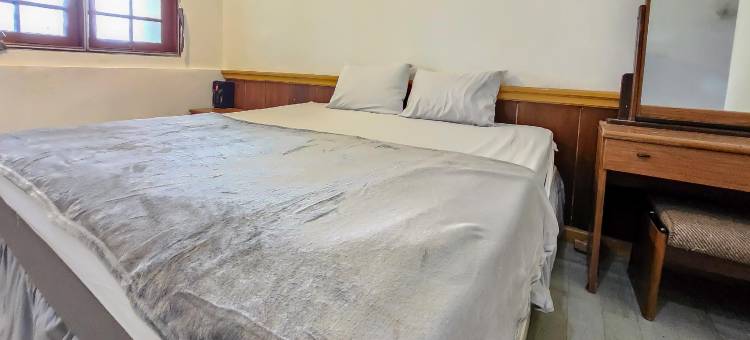 RedDoorz Near Pasar Cipanas图片