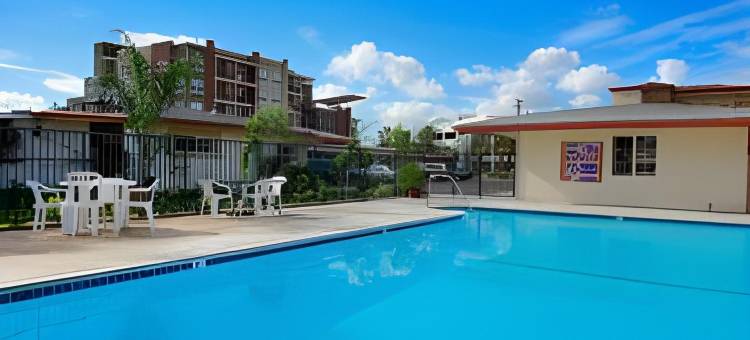 海港套房酒店(Harbor Inn & Suites)图片