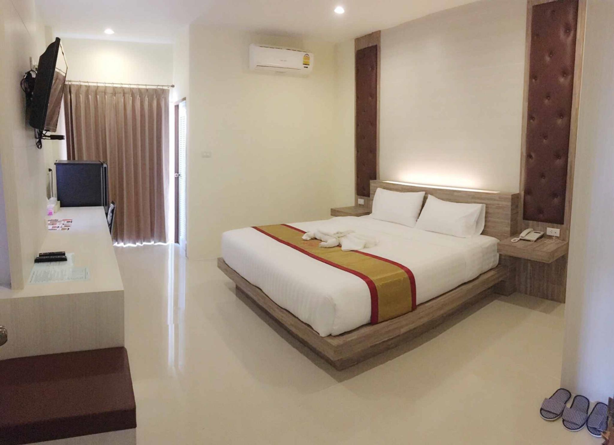 Chansuda Lake View Hotel Over view