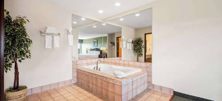 安纳婉贝斯特韦斯特酒店(Best Western Annawan Inn)图片