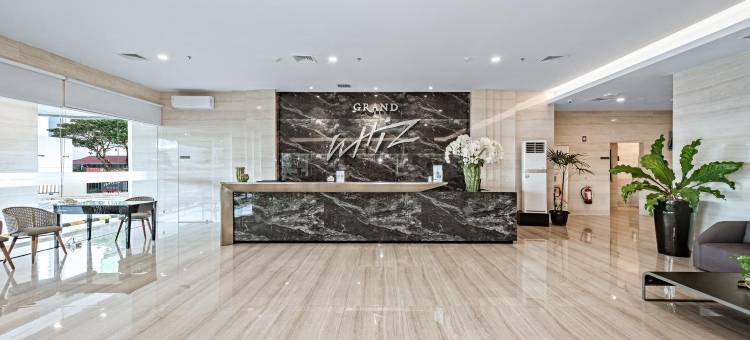 格兰德惠斯梅加马斯玛纳多(Grand Whiz Megamas Manado)图片