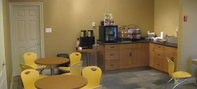 伊克诺套房酒店(Econo Lodge Inn & Suites)图片