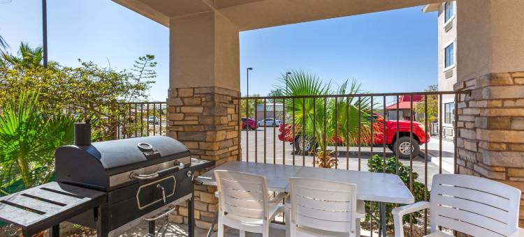 尤马I-8舒适套房酒店(Comfort Inn and Suites Yuma I-8)图片
