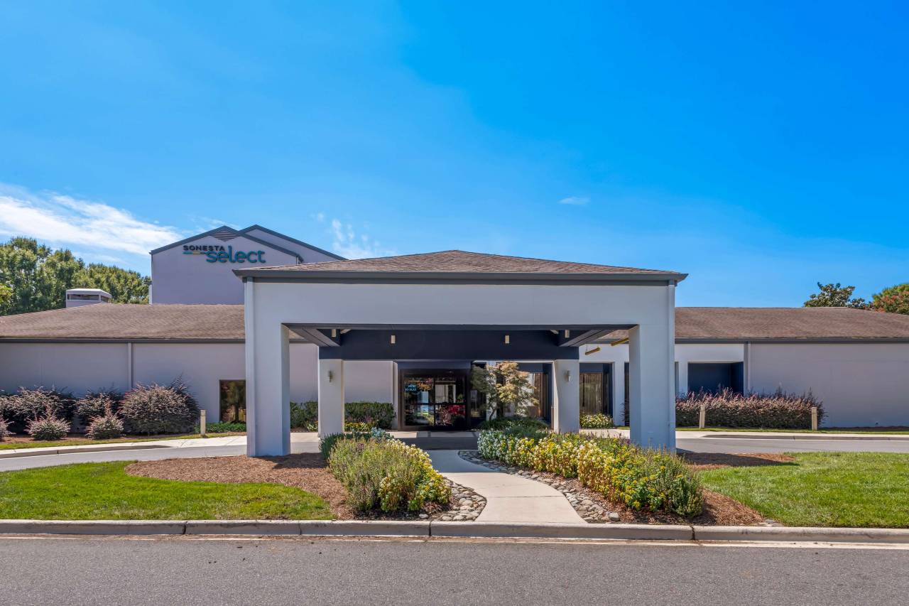 夏洛特大学研究园索尼斯塔精选酒店(Sonesta Select Charlotte University Research Park)