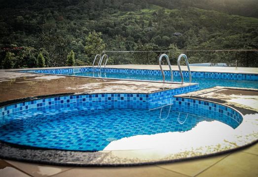 Hobbit House, Silver Oaks Nature Retreat Hotel Overview