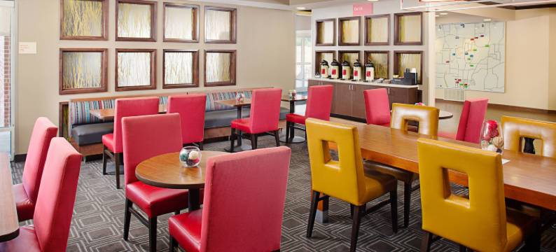 费耶特维尔北/斯普林代尔TownePlace Suites酒店(TownePlace Suites Fayetteville North/Springdale)图片