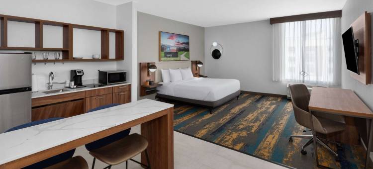 拉昆塔温德姆酒店套房- 圣安东尼奥在The Rim(La Quinta Inn & Suites by Wyndham San Antonio at the RIM)图片