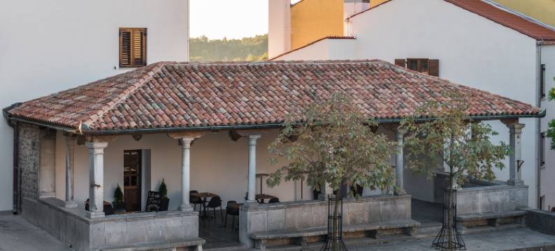 洛吉亚迪夫斯特酒店(La Loggia)图片