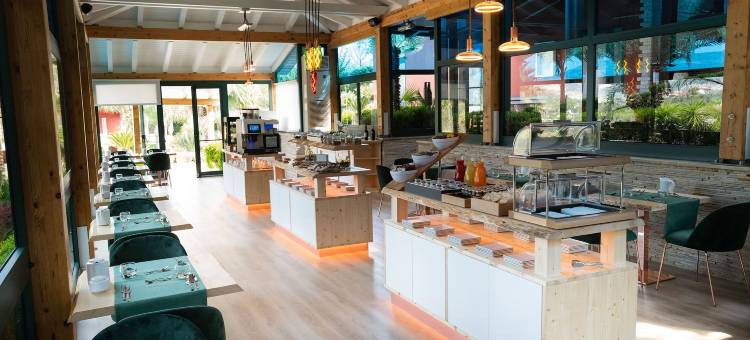 甘比勒餐厅度假村&SPA(Villa Caribe Restaurant Resort & Spa)图片