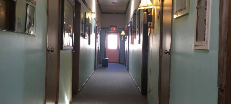 比格沃特羚羊峡谷罗德威套房酒店(Rodeway Inn & Suites Big Water - Antelope Canyon)图片