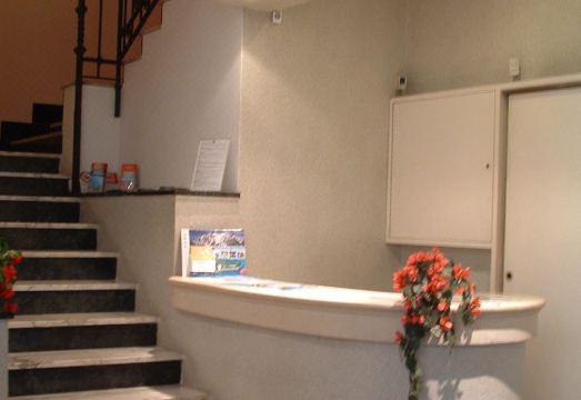 Holiday Residence Hotel Overview