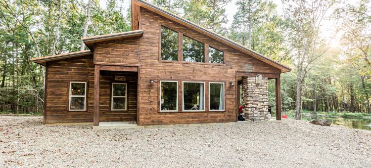 Stunning Cabin with Gas Fireplace and Hot Tub - Gorgeous Ample Retreat图片