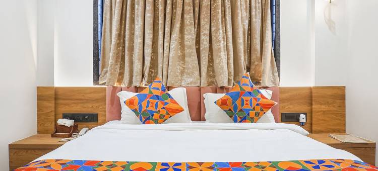 素世荣 Fabhotel Prime(FabHotel Prime Shourya Residency - Nr Maharshi Karve Museum)图片