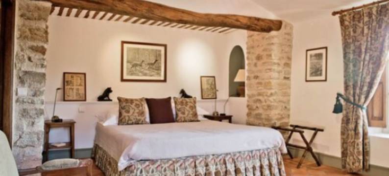 拉维里耶雷酒店(La Verrière)图片