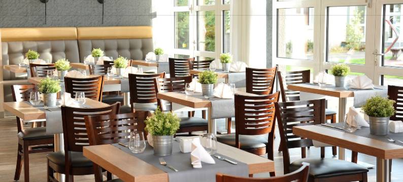 伯恩斯坦艾凯米德度假村(Bernstein Acamed Resort)图片