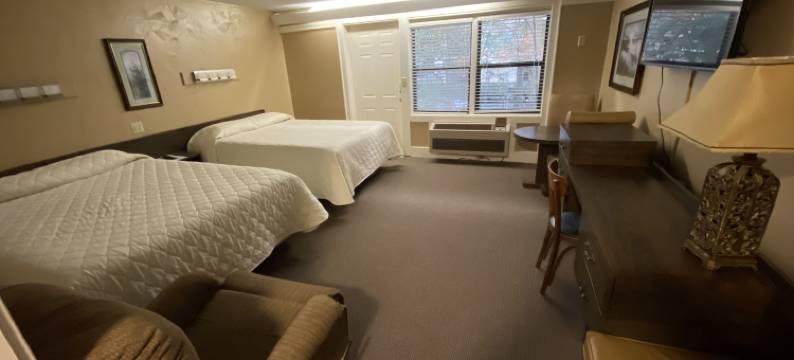 卡尔北侧汽车旅馆和小屋(Carr's Northside Hotel and Cottages)图片