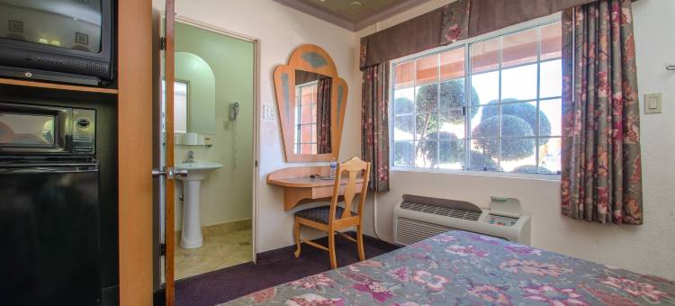 洛斯巴诺斯经济旅馆(Economy Inn Los Banos)图片
