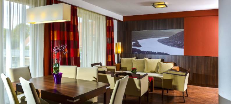 皇家俱乐部酒店(Royal Club Hotel)图片