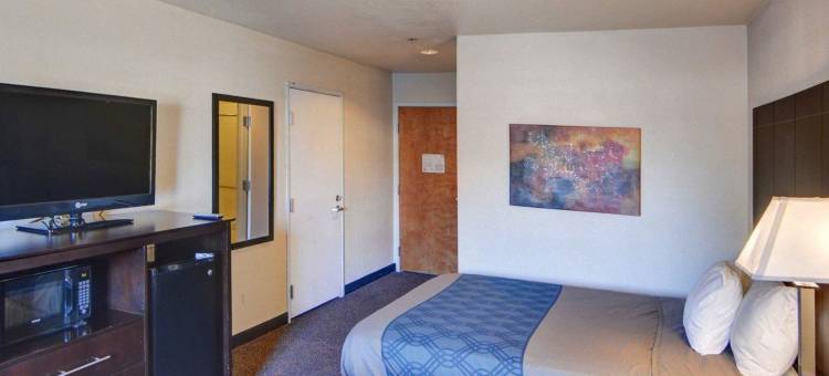 路易斯维尔 I-35 罗德威套房汽车旅馆(Rodeway Inn & Suites Lewisville I-35)图片