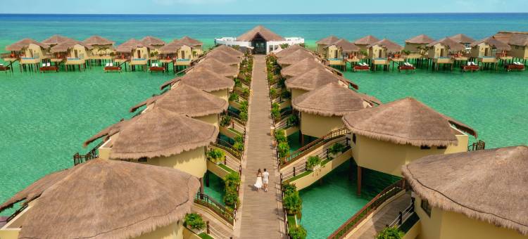 Palafitos水上平房，双体船，天然水池等全包含(Palafitos Overwater Bungalows, Catamarán, Cenote & More Inclusive)图片