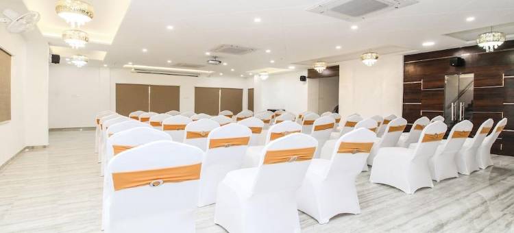 Treebo A1酒店(Treebo Hotel A1)图片